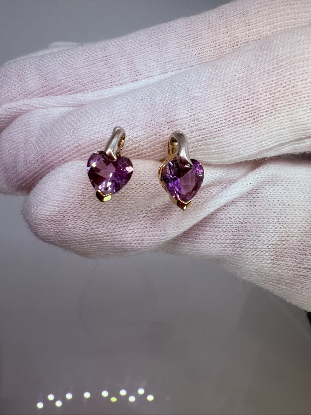 10k Yellow & White Gold Heart-Shaped Purple Amethyst Stud Earrings! - Picture 1 of 12